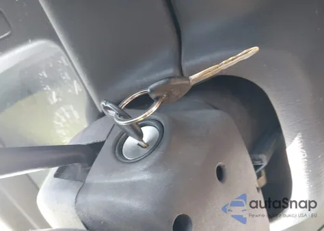 2000 Jeep Cherokee Sport из США, поврежденный, VIN 1J4FT48SXYL106040